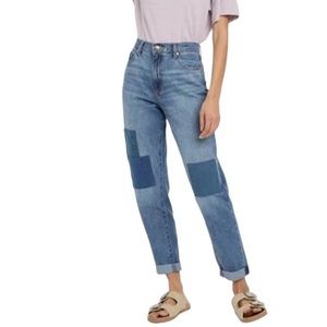 Universal Thread Women's High-Rise Boyfriend Jeans with Patched Women’s Size 4